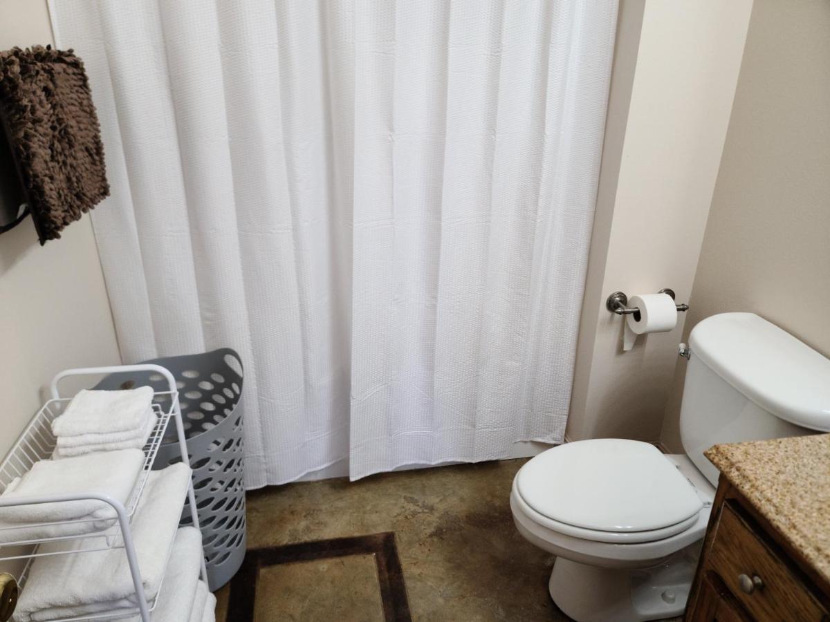 Chateau 12 Hammond Bagian luar foto