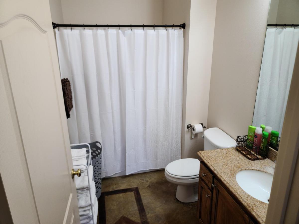 Chateau 12 Hammond Bagian luar foto